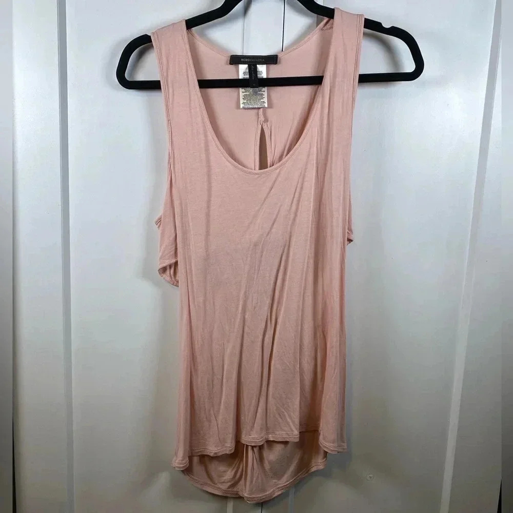BCBGMAXAZRIA | Soft Pink Top with knotted cutout back details - medium